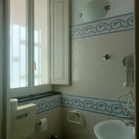 Almaran Port & Bed & Breakfast