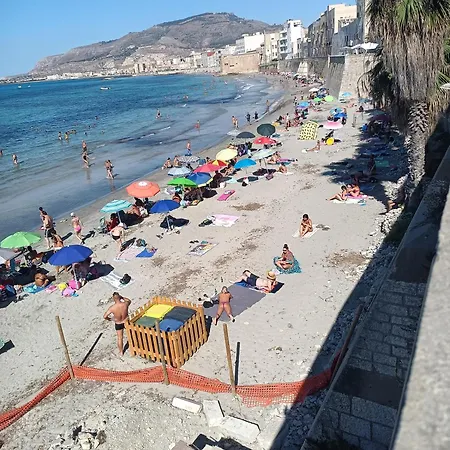 Alojamento de Acomodação e Pequeno-almoço Almaran Port & 3*