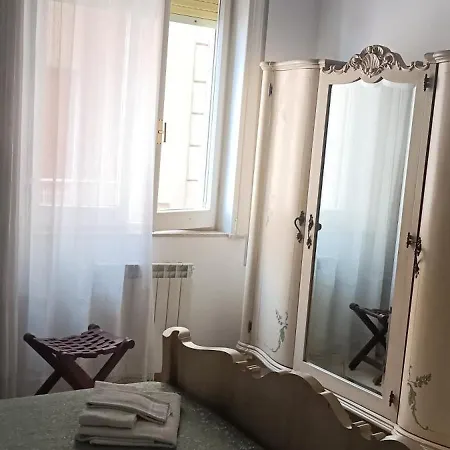 Almaran Port & Bed & Breakfast 3*