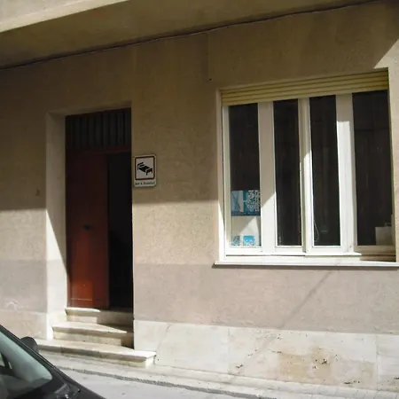 Oda ve Kahvaltı Almaran Port &