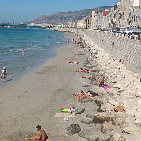 Oda ve Kahvaltı Almaran Port & Trapani