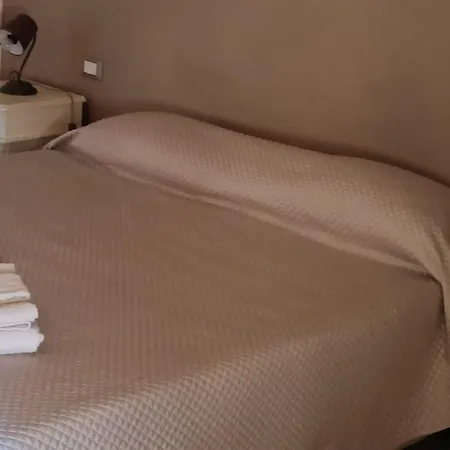 Oda ve Kahvaltı Almaran Port &