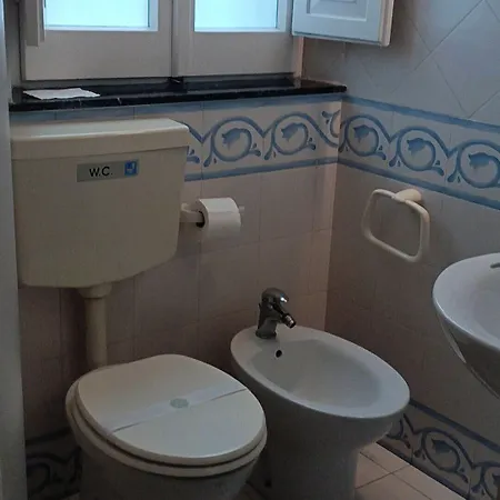 Oda ve Kahvaltı Almaran Port & 3*