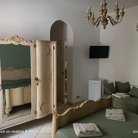 Oda ve Kahvaltı Almaran Port & Trapani