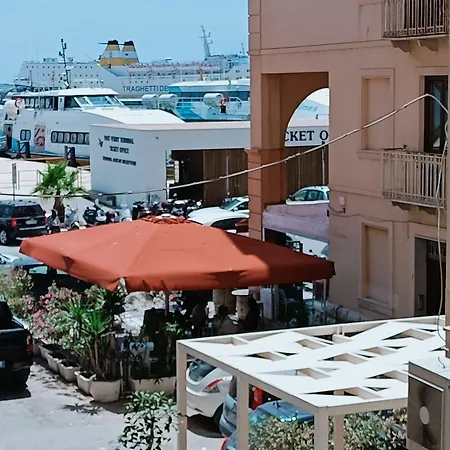 Almaran Port & Oda ve Kahvaltı 3*