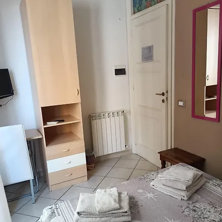 Oda ve Kahvaltı Almaran Port & 3*