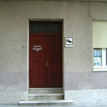 Bed & Breakfast Almaran Port &